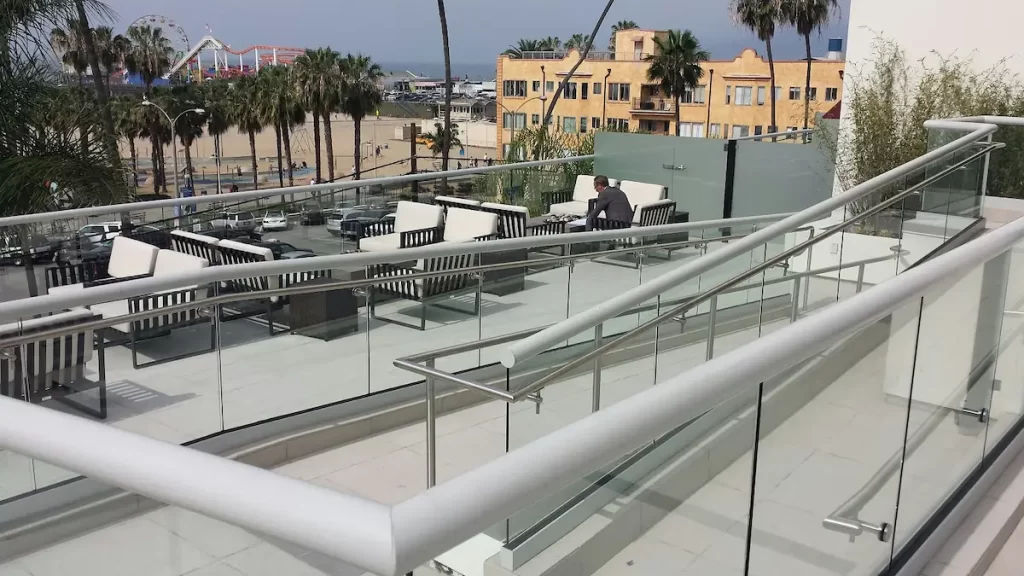 Which is cheaper glass railing or steel railing?